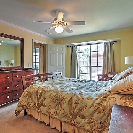 Colorful Galveston Retreat Steps From Beach And Pool 外观 照片