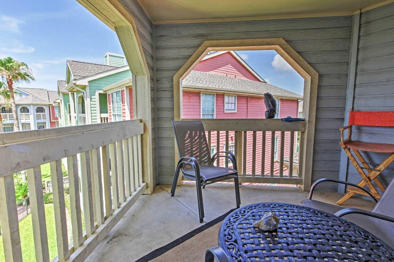 Colorful Galveston Retreat Steps From Beach And Pool 外观 照片